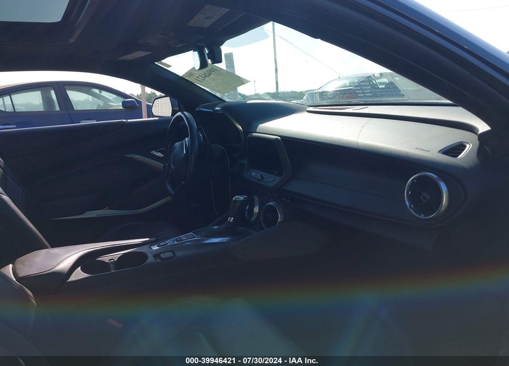 2017 CHEVROLET CAMARO 2SS VIN: 1G1FH1R70H0163373