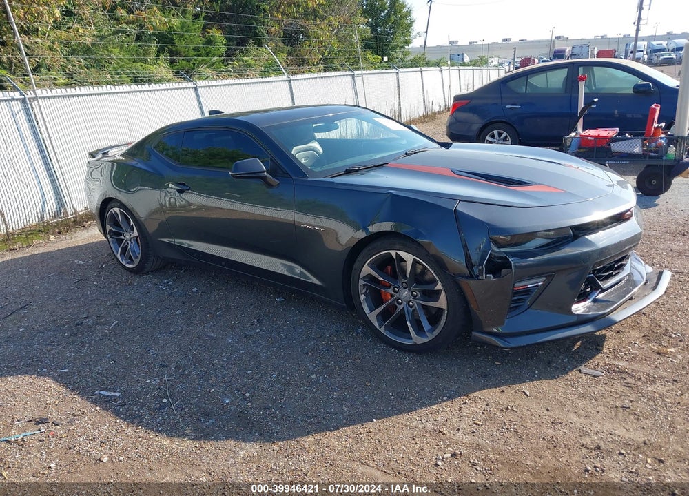 2017 CHEVROLET CAMARO 2SS VIN: 1G1FH1R70H0163373