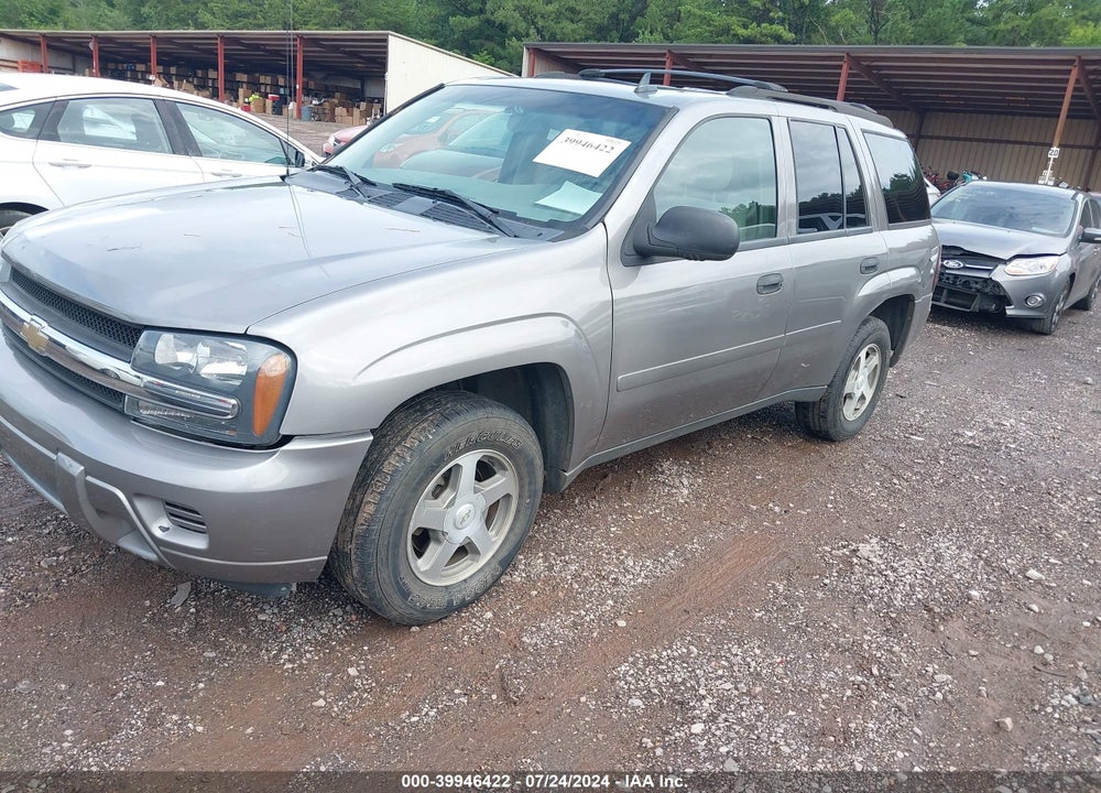 2006 CHEVROLET TRAILBLAZER LS VIN: 1GNDS13S562299892