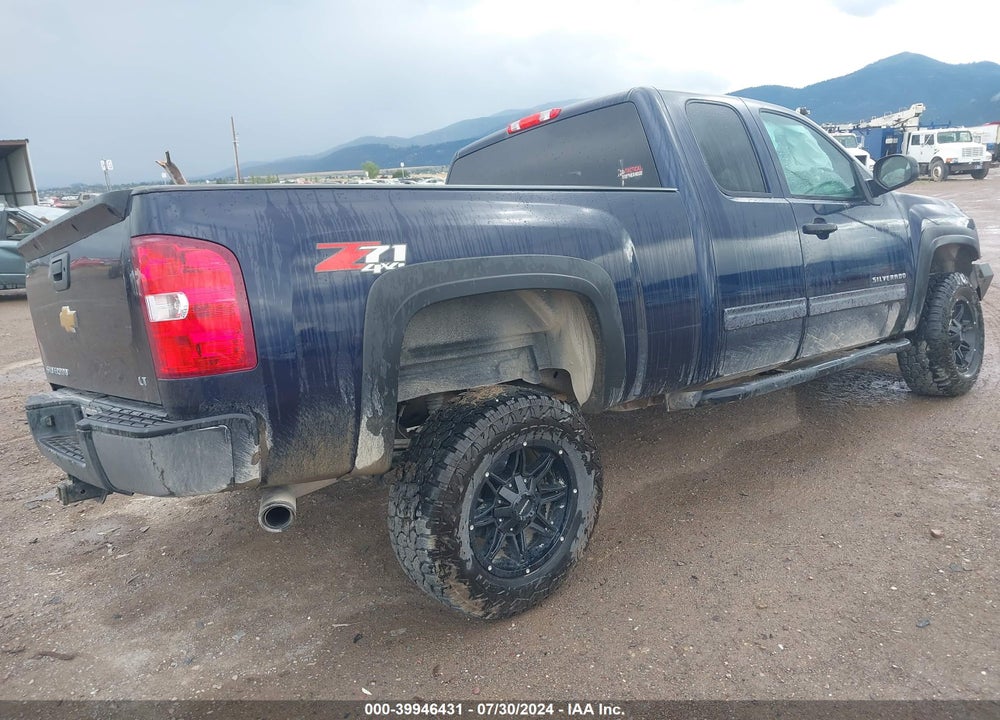 2012 CHEVROLET SILVERADO 1500 LT VIN: 1GCRKSE74CZ258637