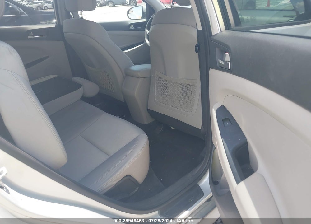 2018 HYUNDAI TUCSON SEL VIN: KM8J3CA44JU747993