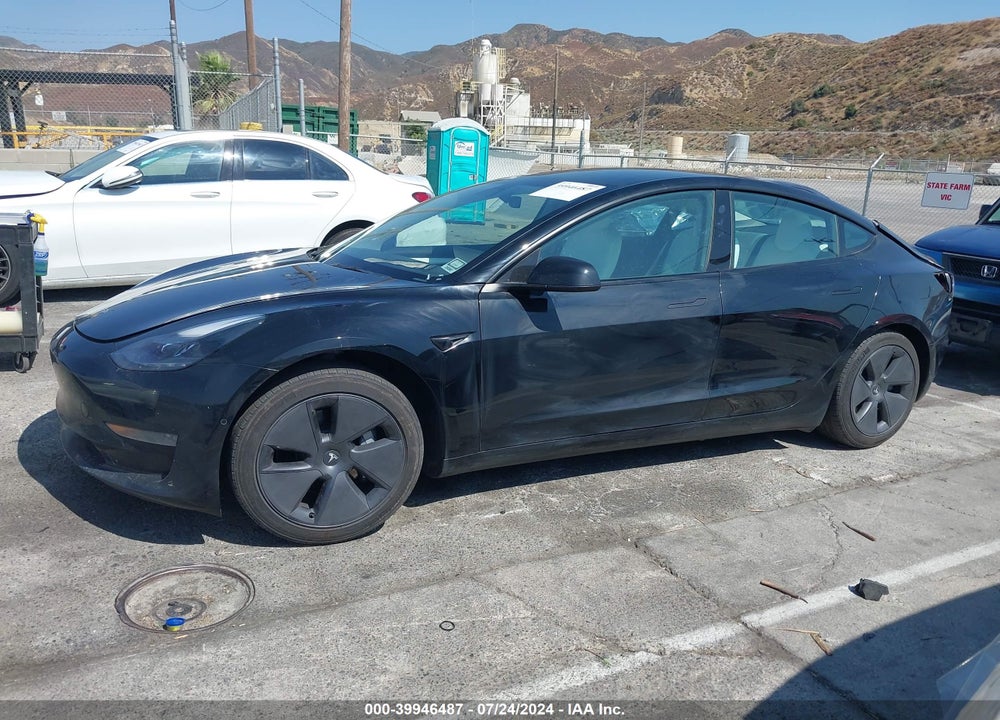 2022 TESLA MODEL 3 REAR-WHEEL DRIVE VIN: 5YJ3E1EA8NF373933