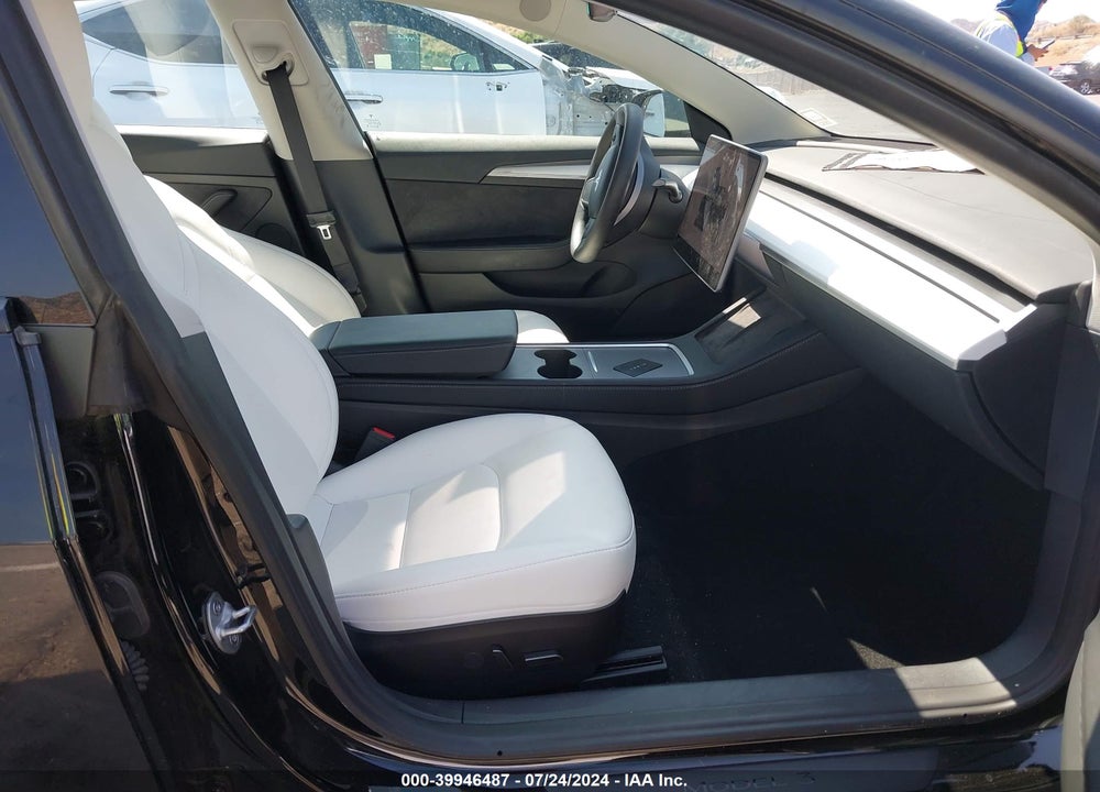 2022 TESLA MODEL 3 REAR-WHEEL DRIVE VIN: 5YJ3E1EA8NF373933