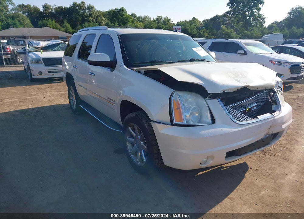 2011 GMC YUKON DENALI VIN: 1GKS2EEF6BR242761