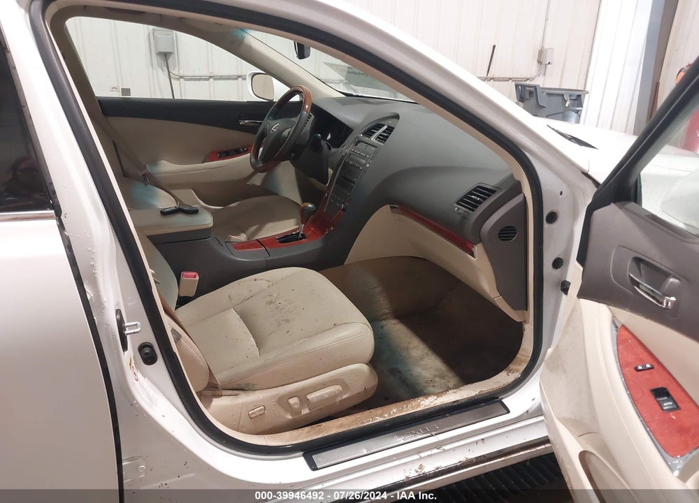 2011 LEXUS ES 350 VIN: JTHBK1EG6B2455374