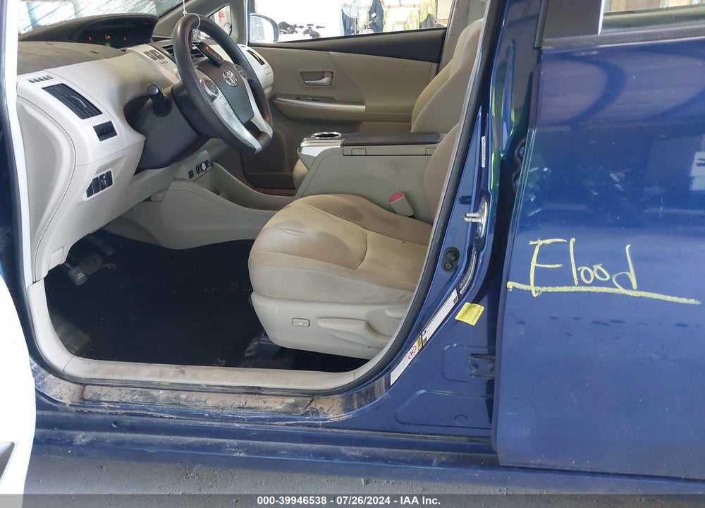2012 TOYOTA PRIUS V FIVE/THREE/TWO VIN: JTDZN3EUXC3120896