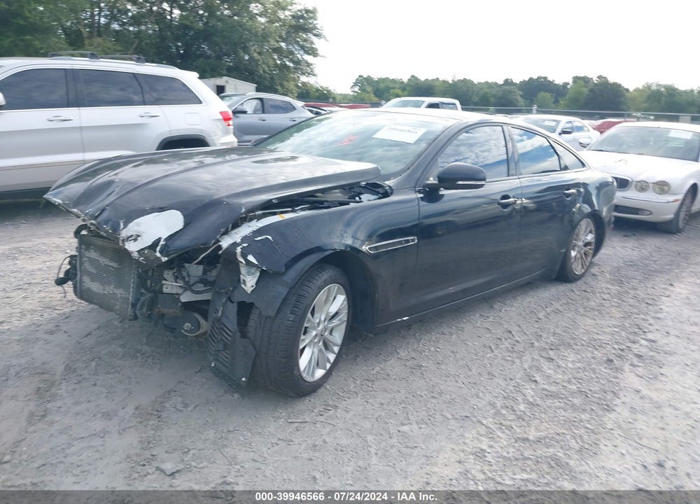 2013 JAGUAR XJ VIN: SAJWA1C77D8V57941