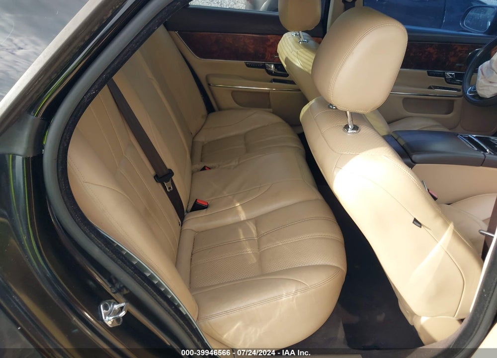 2013 JAGUAR XJ VIN: SAJWA1C77D8V57941