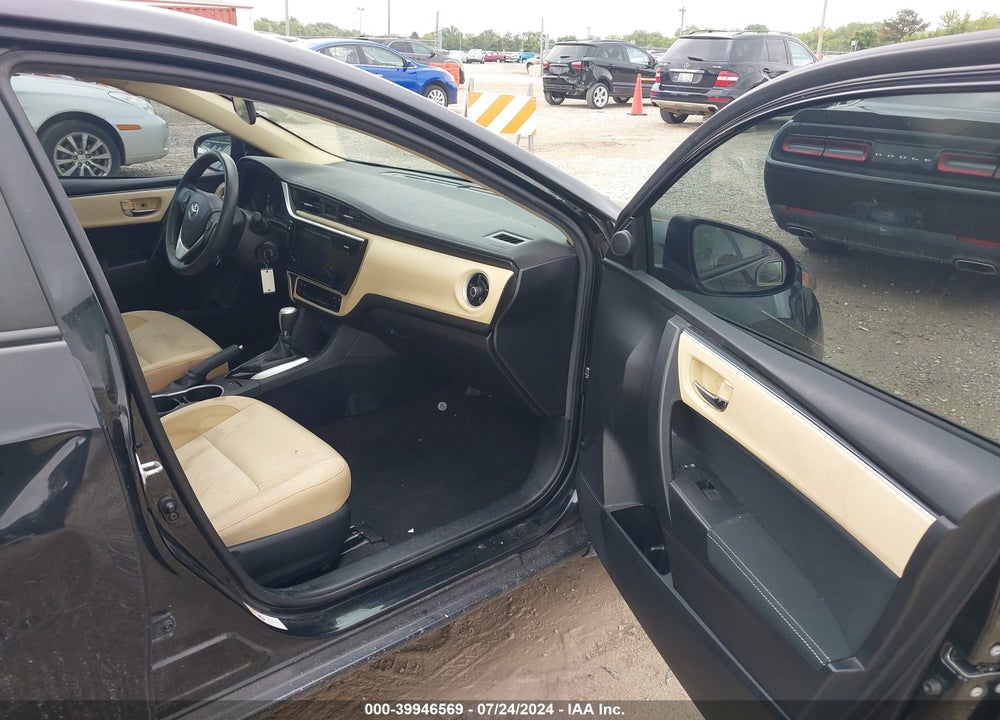 2017 TOYOTA COROLLA LE VIN: 2T1BURHE1HC773577