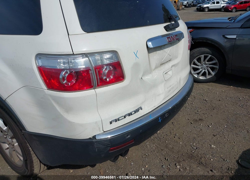 2011 GMC ACADIA SLE VIN: 1GKKVPED1BJ159030