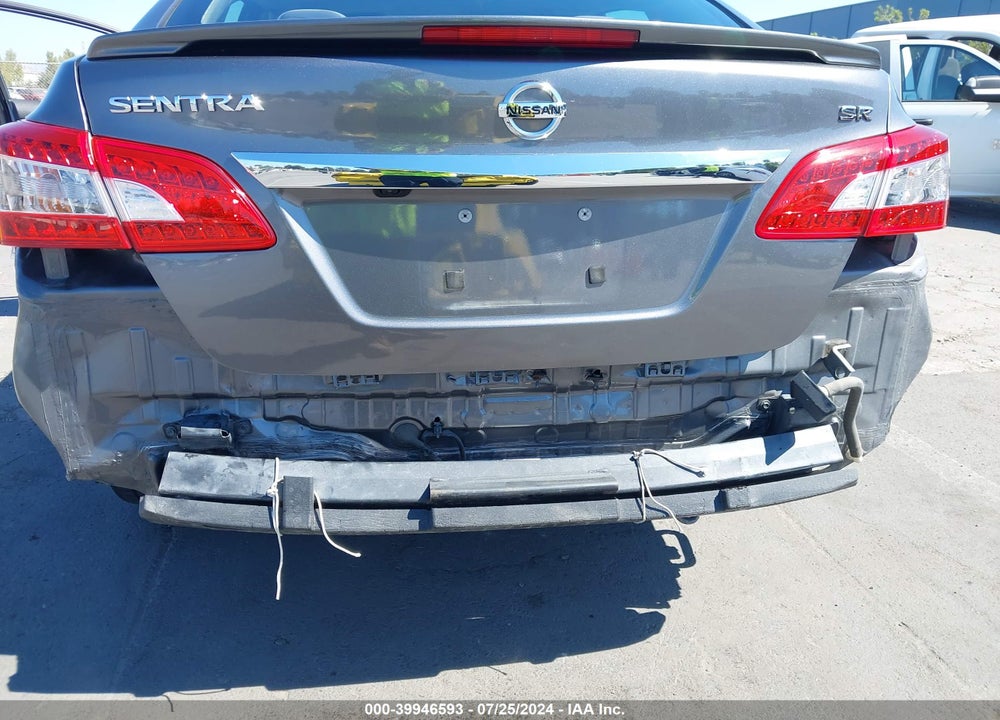 2015 NISSAN SENTRA SR VIN: 3N1AB7AP5FY279711