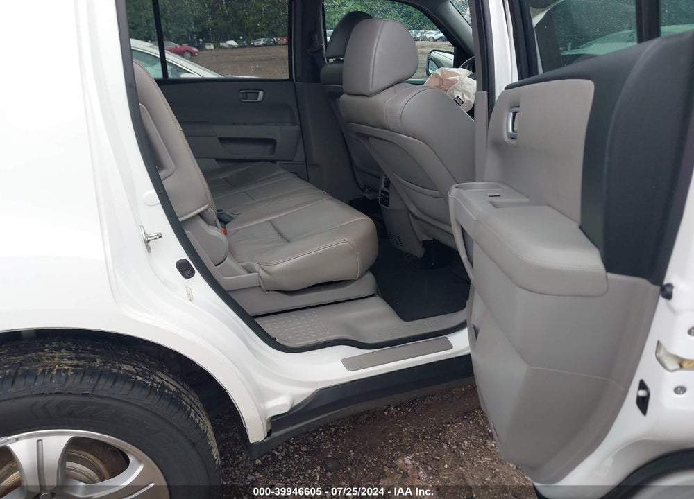 2014 HONDA PILOT EX-L VIN: 5FNYF3H66EB024310