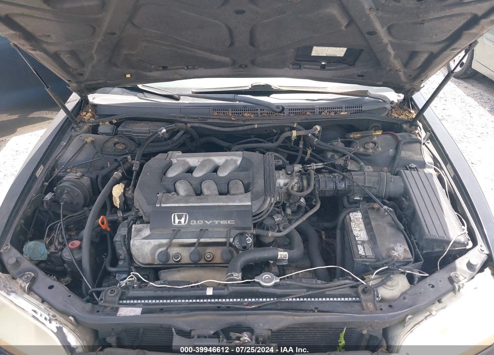 1999 HONDA ACCORD EX V6 VIN: 1HGCG2251XA000401