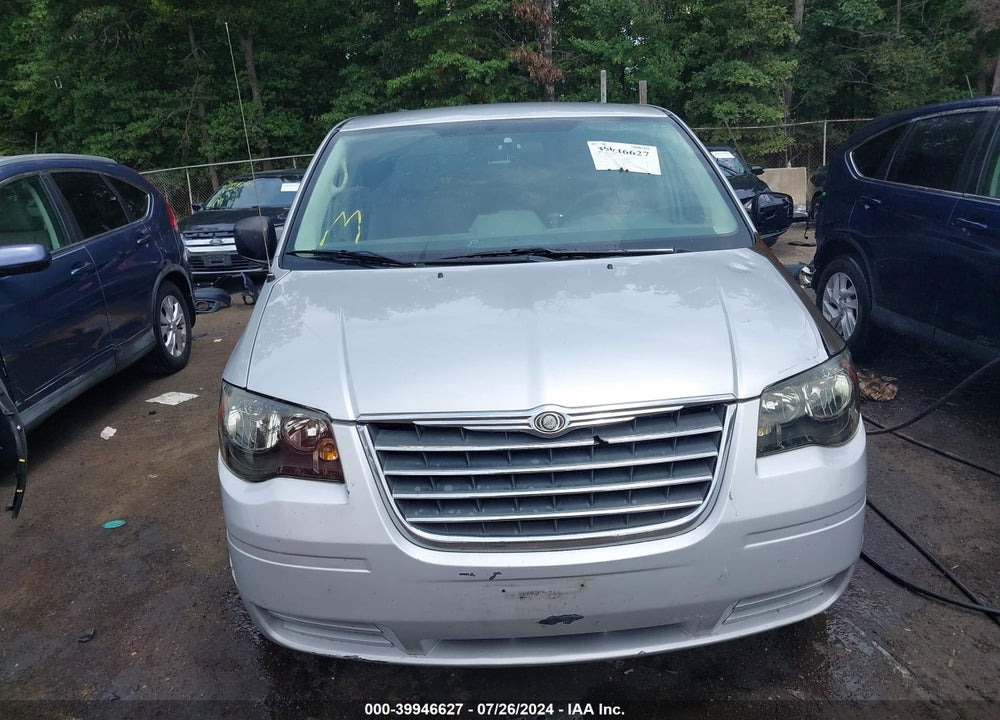 2009 CHRYSLER TOWN & COUNTRY LX VIN: 2A8HR44E99R504953