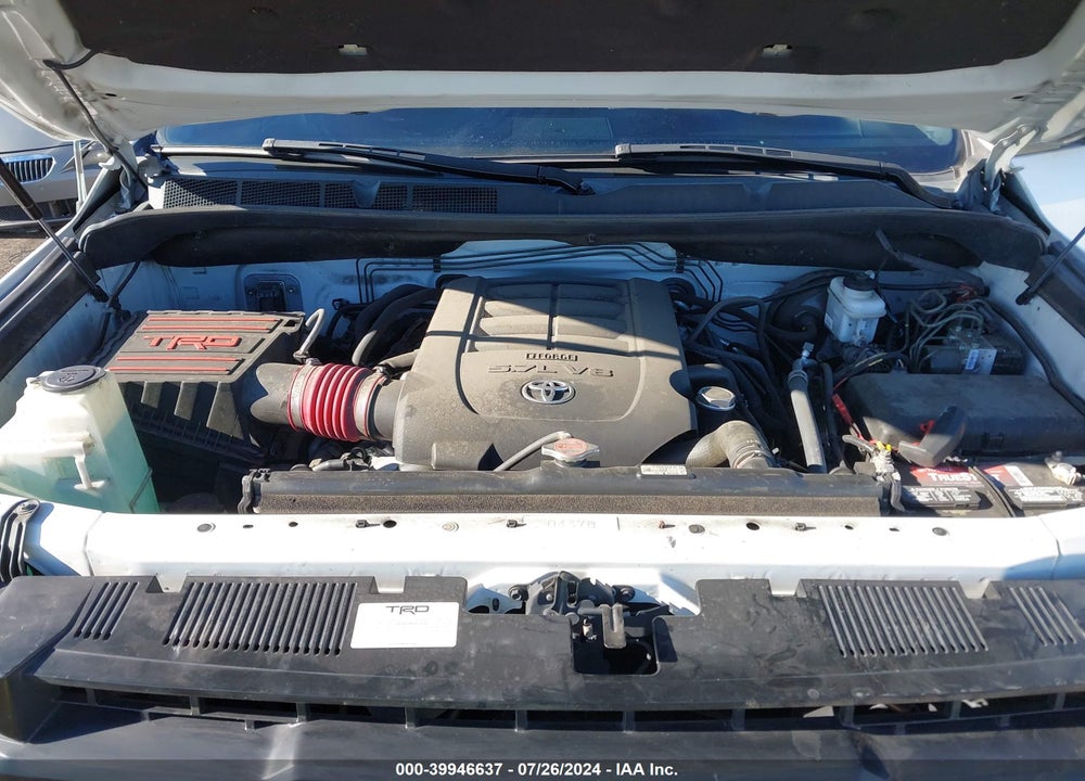 2015 TOYOTA TUNDRA TRD PRO 5.7L V8 VIN: 5TFDY5F18FX484054