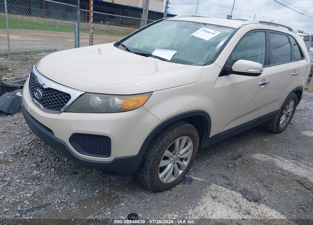 2011 KIA SORENTO LX V6 VIN: 5XYKT4A22BG049284