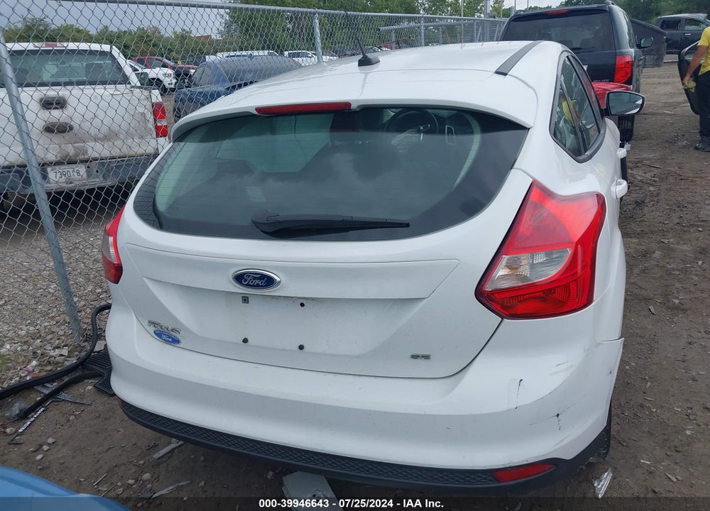 2014 FORD FOCUS SE VIN: 1FADP3K29EL101580