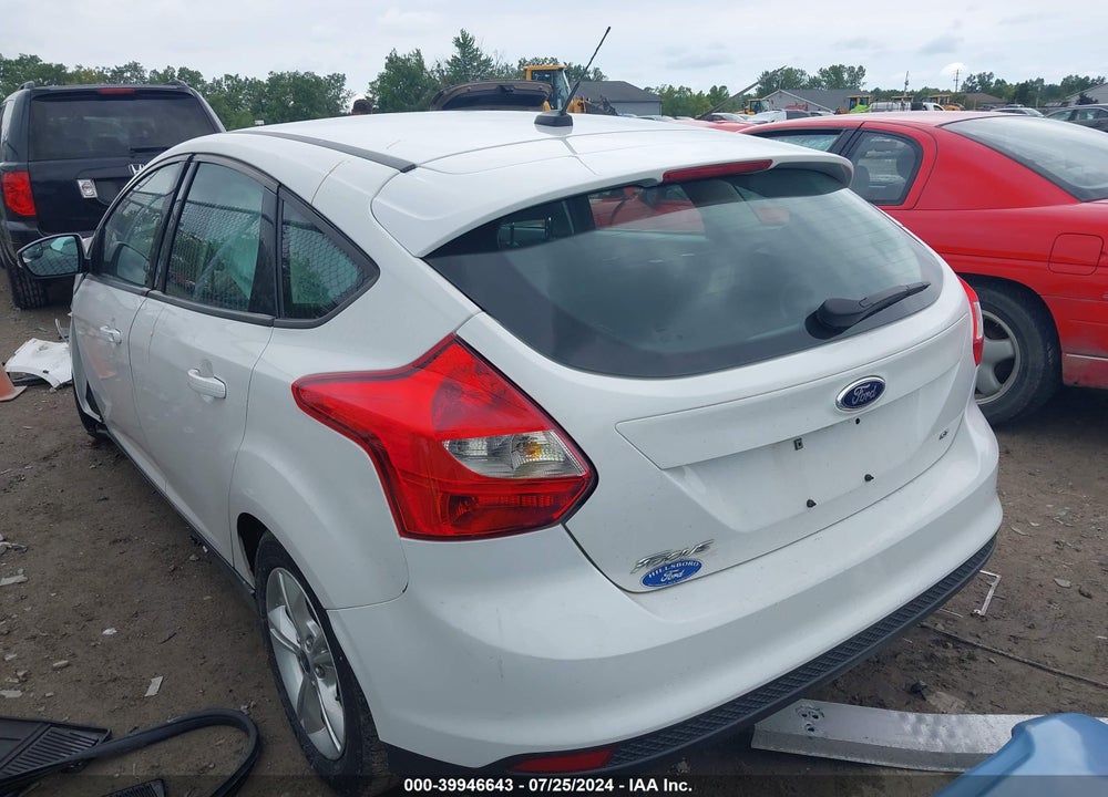 2014 FORD FOCUS SE VIN: 1FADP3K29EL101580