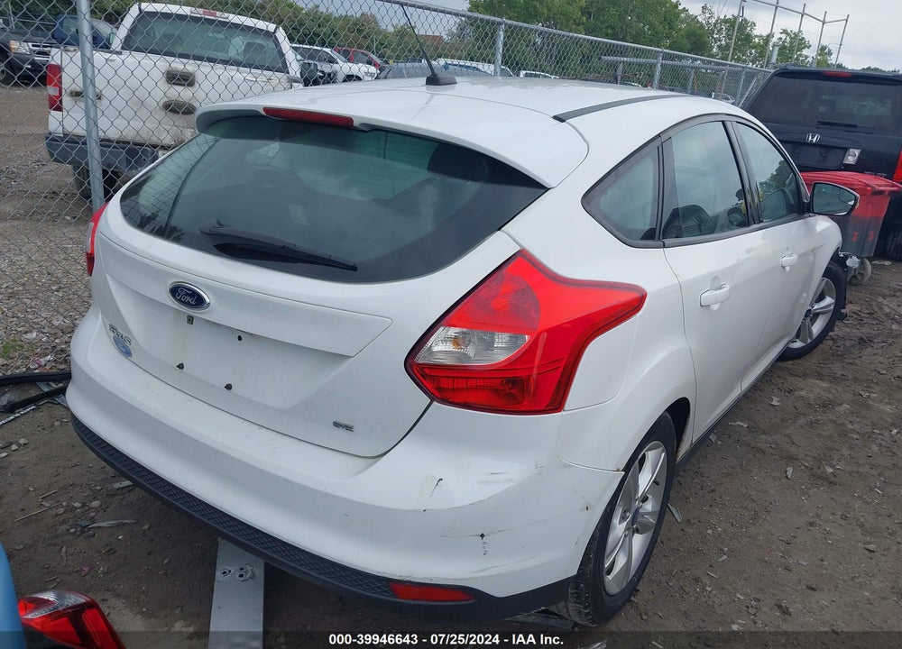 2014 FORD FOCUS SE VIN: 1FADP3K29EL101580