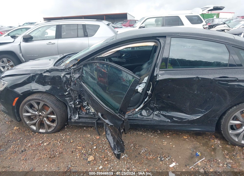 2015 CHRYSLER 200 S VIN: 1C3CCCBB1FN617833