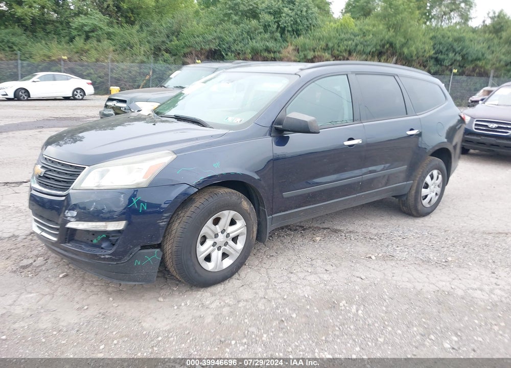 2016 CHEVROLET TRAVERSE LS VIN: 1GNKVFED8GJ151401