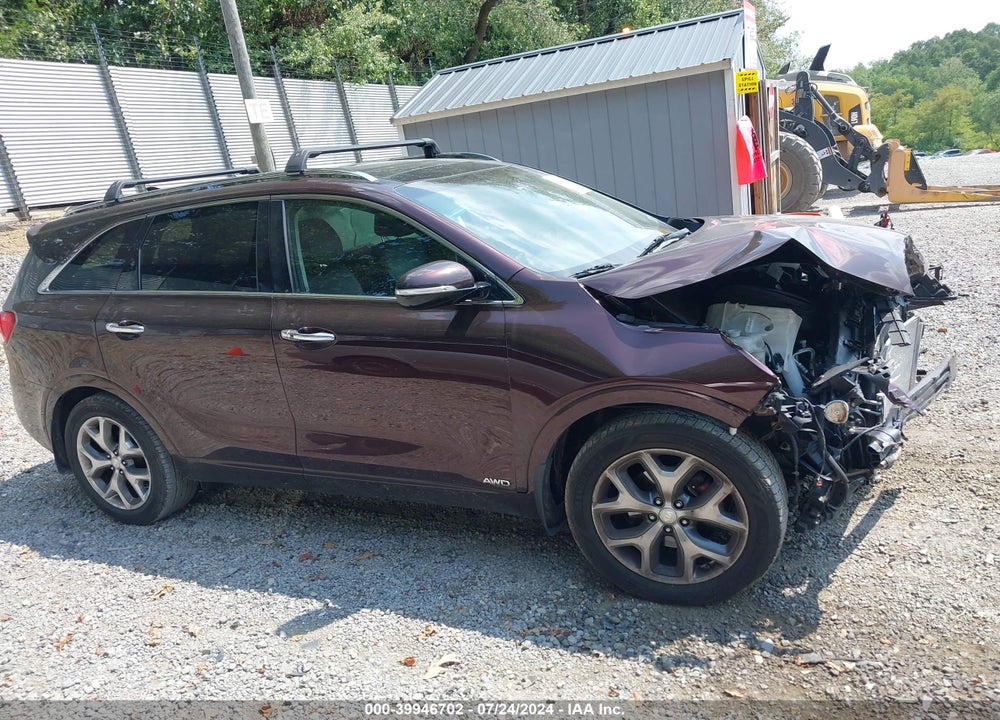 2016 KIA SORENTO 3.3L SX VIN: 5XYPKDA55GG008934