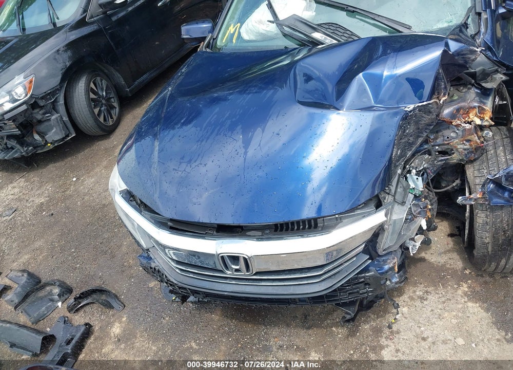 2017 HONDA ACCORD VIN: 1HGCR3F86HA032170