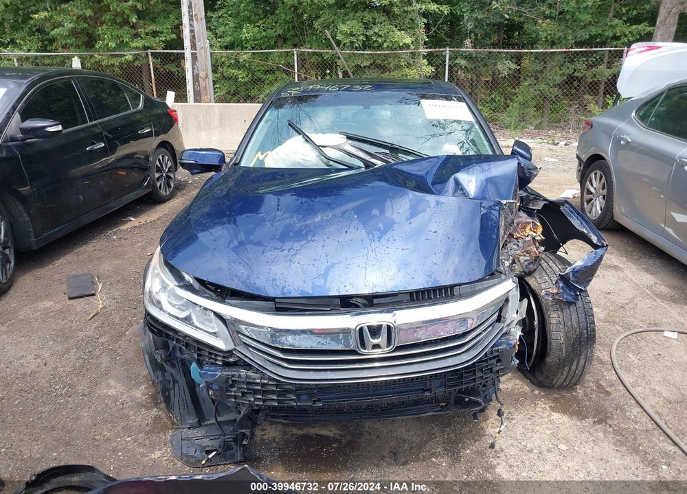 2017 HONDA ACCORD VIN: 1HGCR3F86HA032170