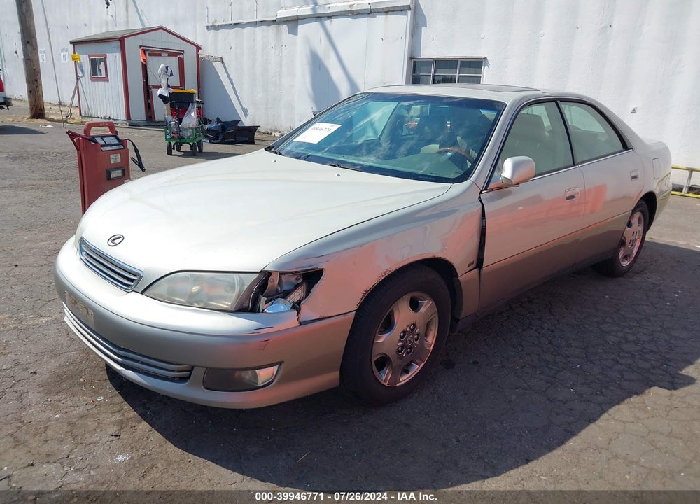 2001 LEXUS ES 300 VIN: JT8BF28G810313558