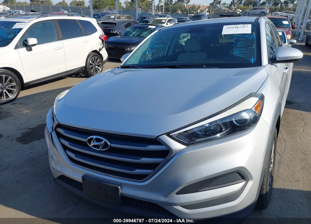2017 HYUNDAI TUCSON SE VIN: KM8J23A40HU521334