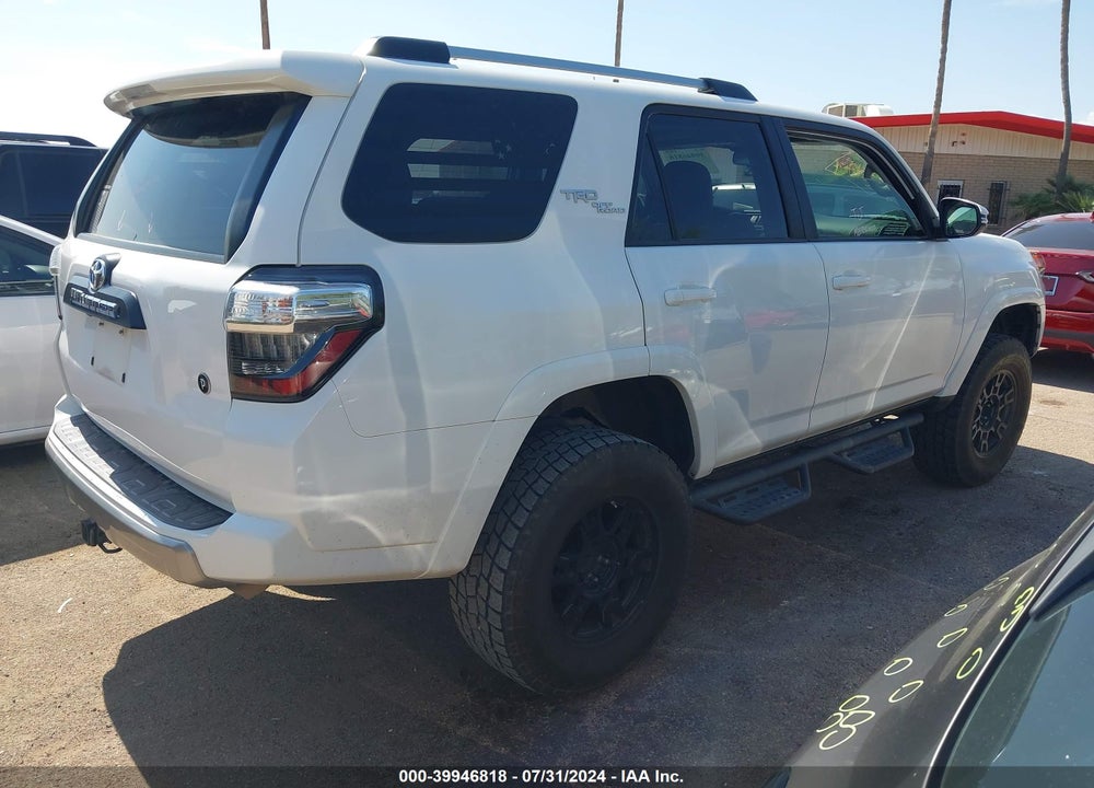 2017 TOYOTA 4RUNNER TRD OFF ROAD PREMIUM VIN: JTEBU5JR2H5448497