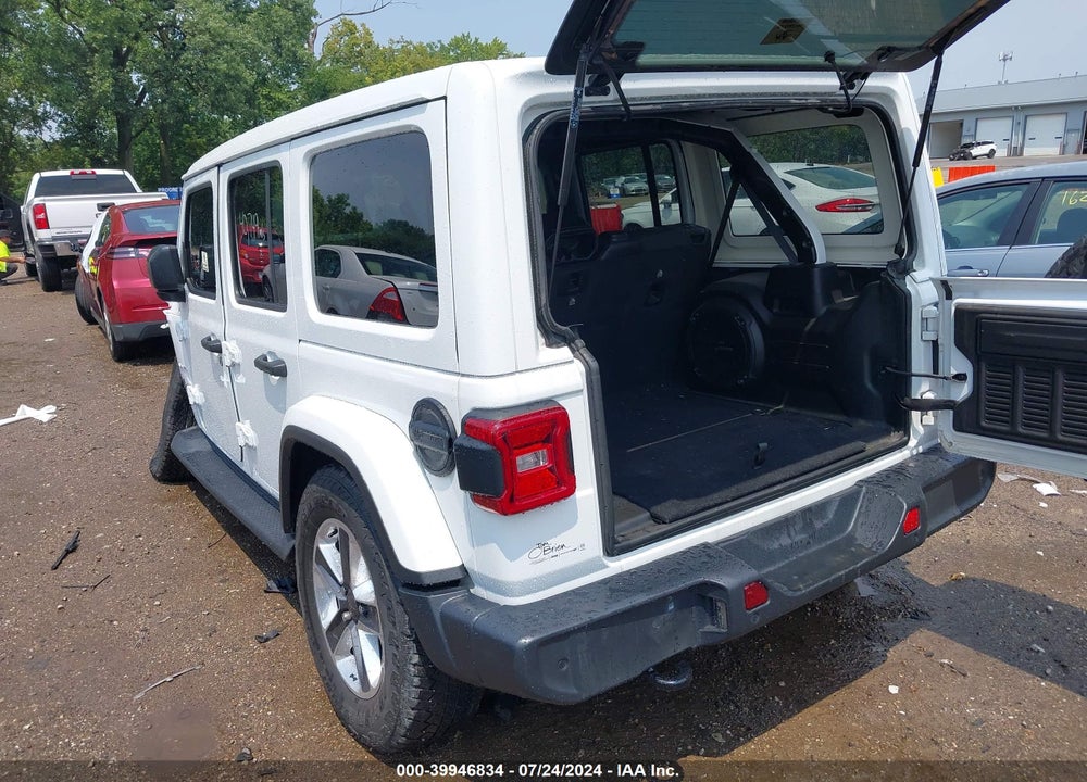2020 JEEP WRANGLER UNLIMITED SAHARA 4X4 VIN: 1C4HJXEN4LW120947