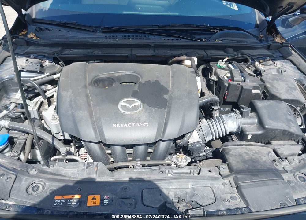 2019 MAZDA 3 PREFERRED PACKAGE VIN: JM1BPAMM3K1117091