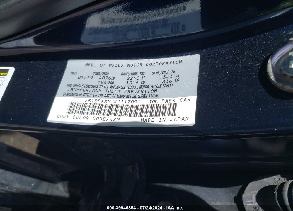 2019 MAZDA 3 PREFERRED PACKAGE VIN: JM1BPAMM3K1117091