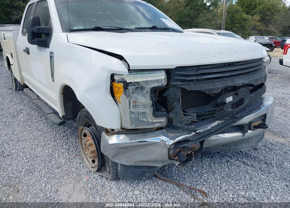 2017 FORD F-250 XL VIN: 1FD7X2B63HEC32254
