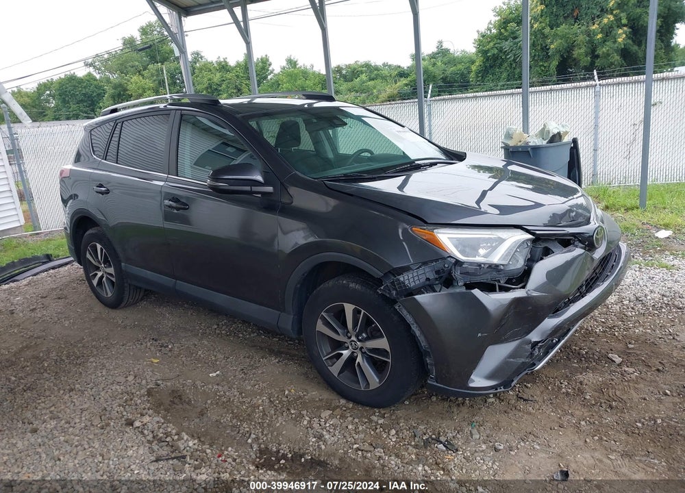 2017 TOYOTA RAV4 XLE VIN: 2T3RFREV9HW616222