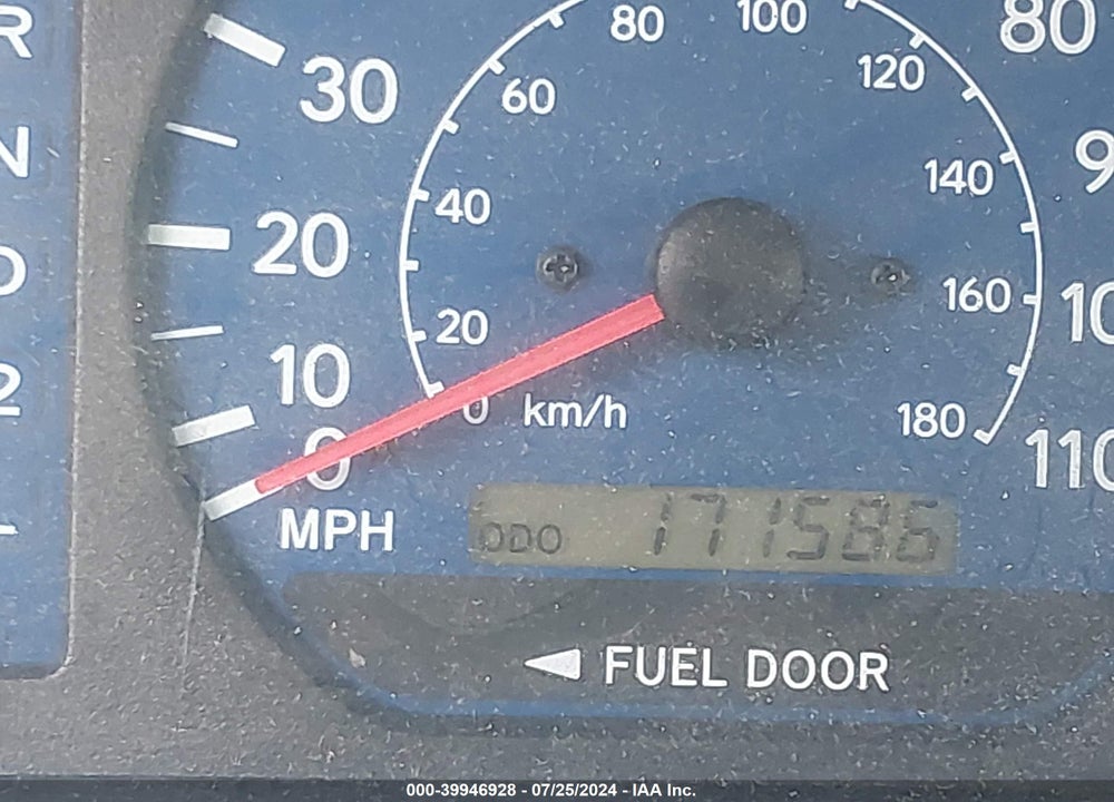 2003 TOYOTA SIENNA LE VIN: 4T3ZF13CX3U532695