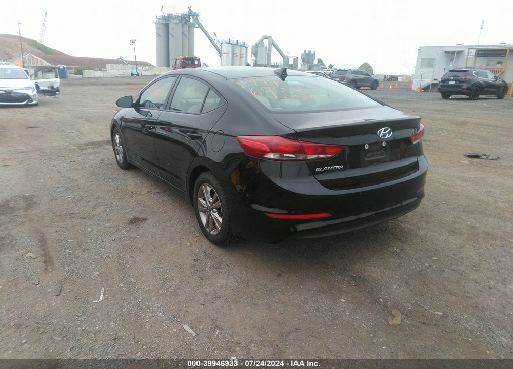 2018 HYUNDAI ELANTRA SEL VIN: KMHD84LF9JU504117