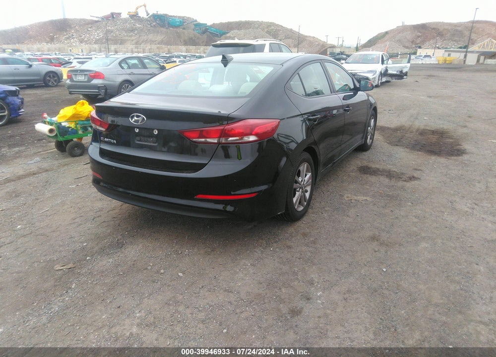 2018 HYUNDAI ELANTRA SEL VIN: KMHD84LF9JU504117