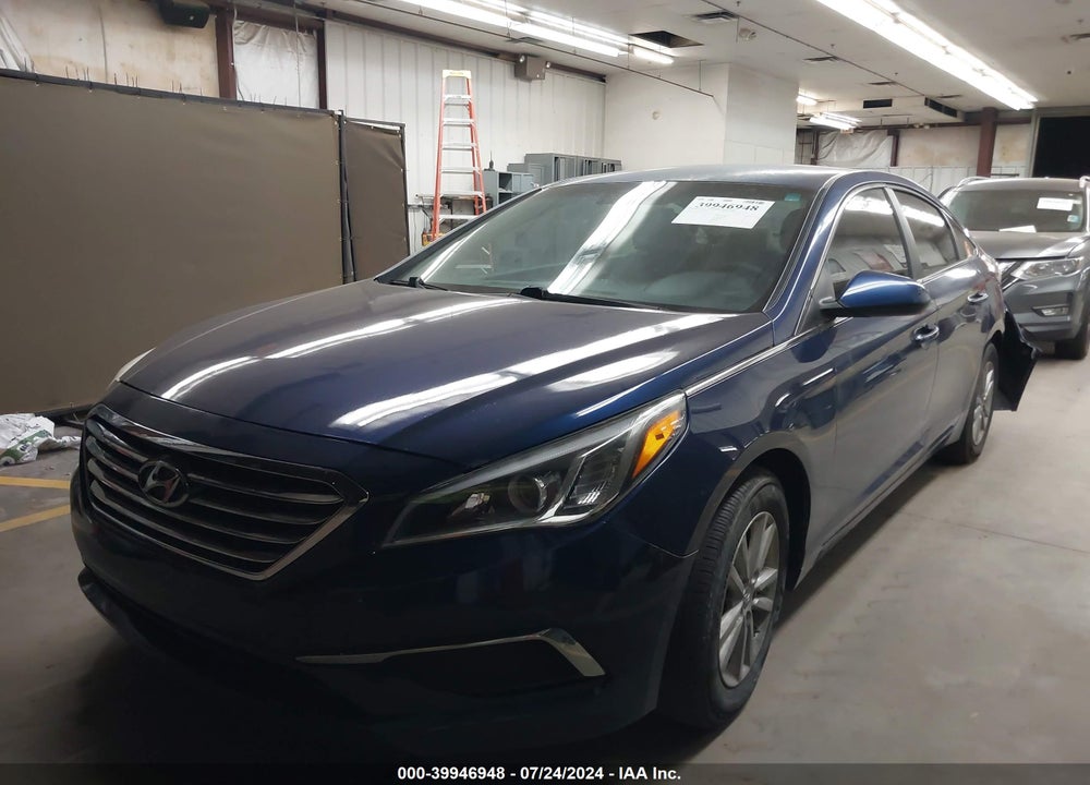 2015 HYUNDAI SONATA SE VIN: 5NPE24AF8FH152713