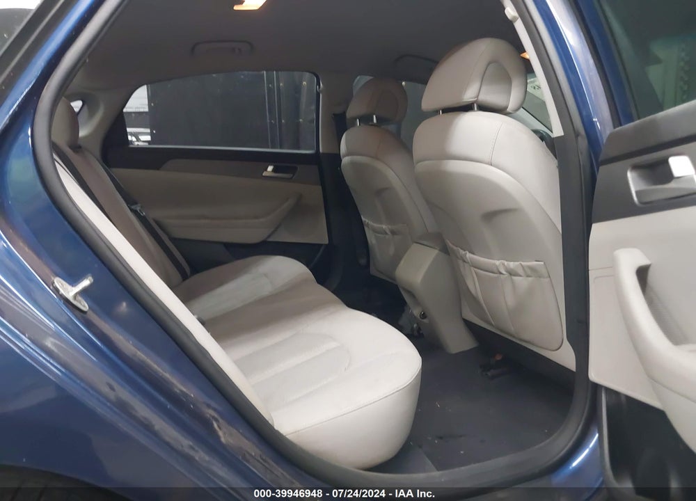 2015 HYUNDAI SONATA SE VIN: 5NPE24AF8FH152713