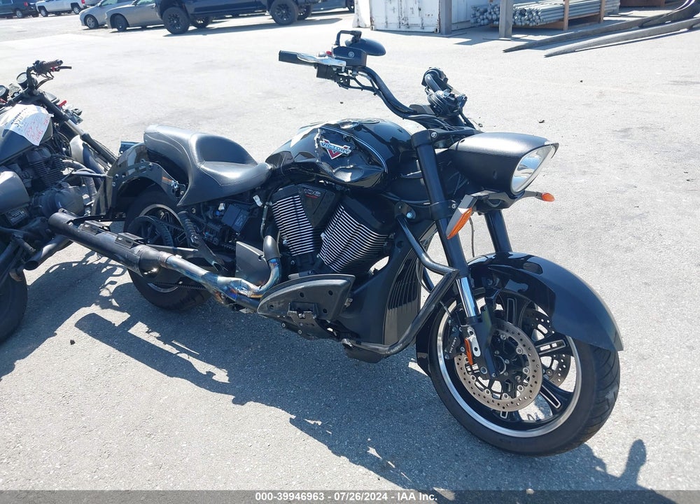 2014 VICTORY MOTORCYCLES CROSS ROADS 8-BALL VIN: 5VPBA36N5E3035313