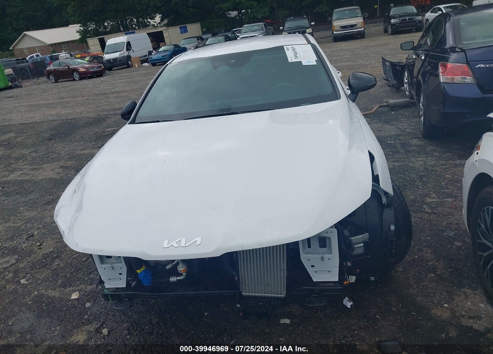 2024 KIA K5 GT LINE VIN: 5XXG64J28RG259660