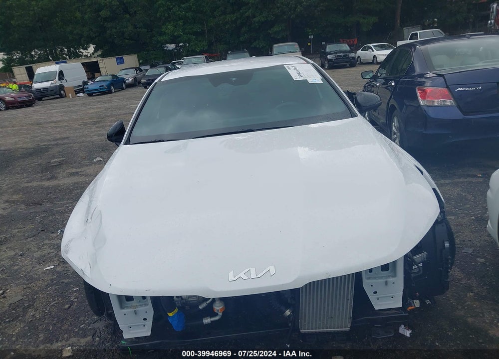 2024 KIA K5 GT LINE VIN: 5XXG64J28RG259660