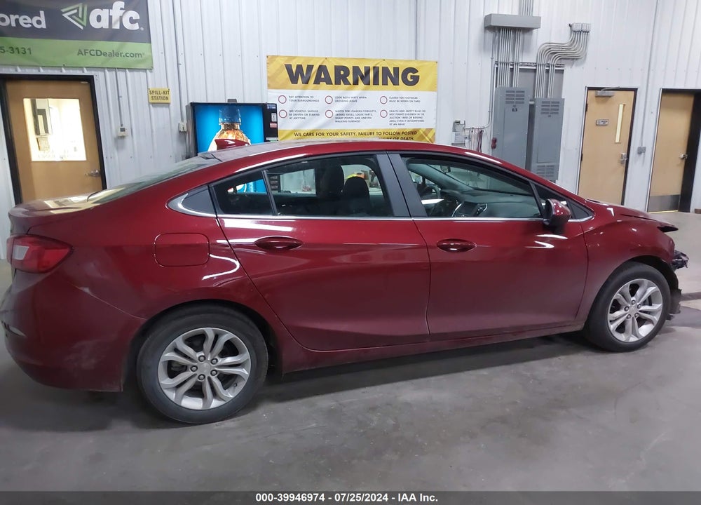 2019 CHEVROLET CRUZE LT VIN: 1G1BE5SM9K7142177