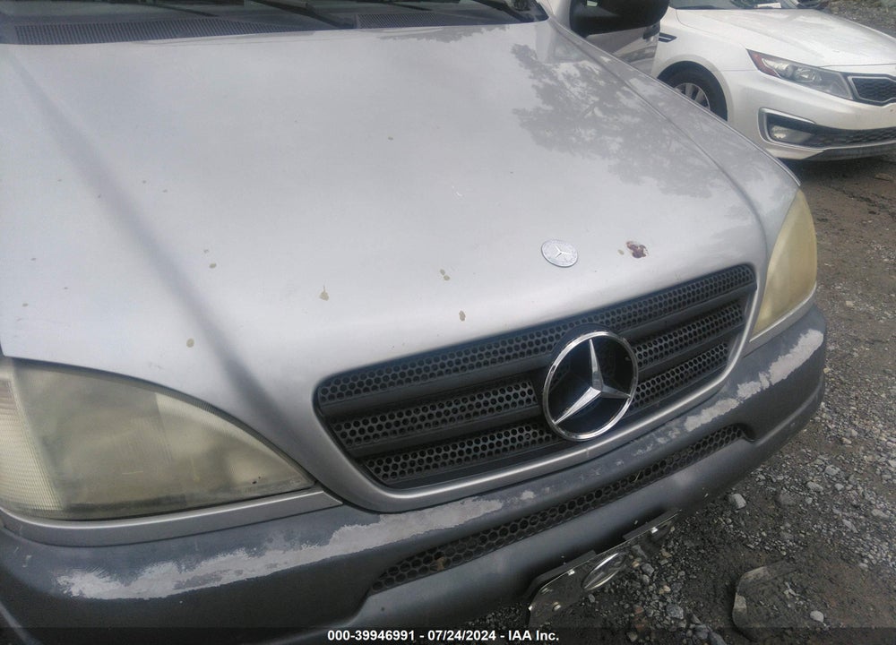 1998 MERCEDES-BENZ ML 320 CLASSIC VIN: 4JGAB54E4WA028044