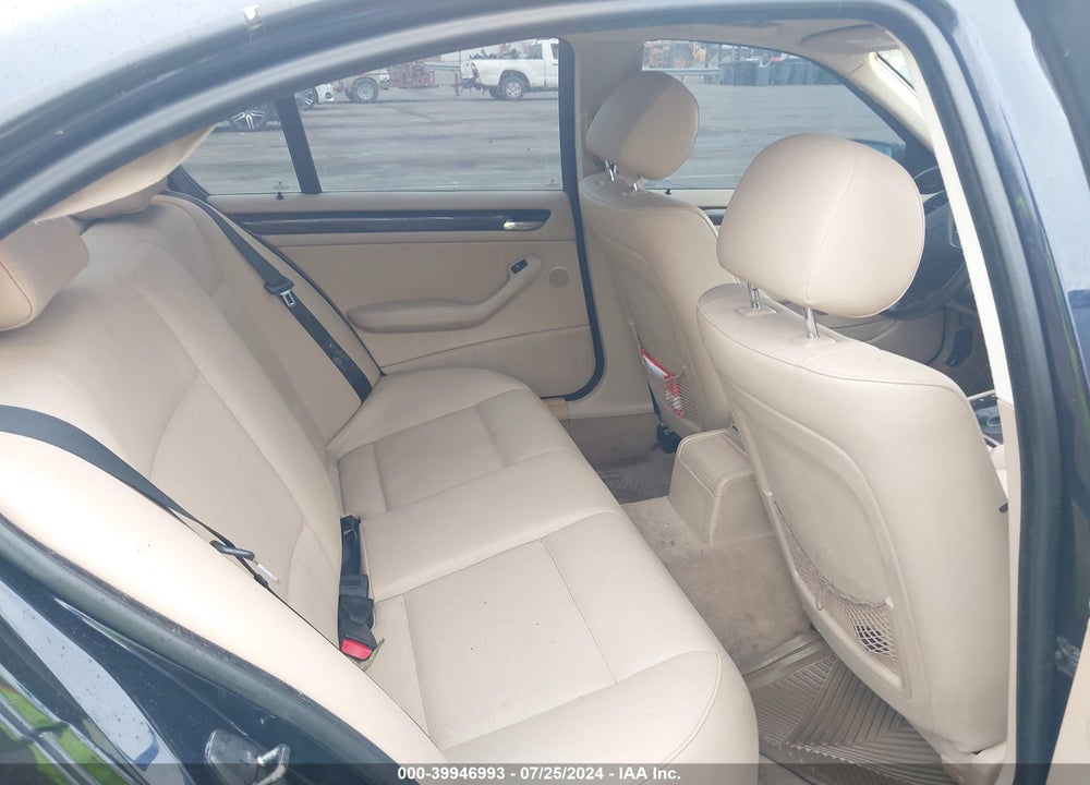 2002 BMW 325I VIN: WBAEV334X2KL73462