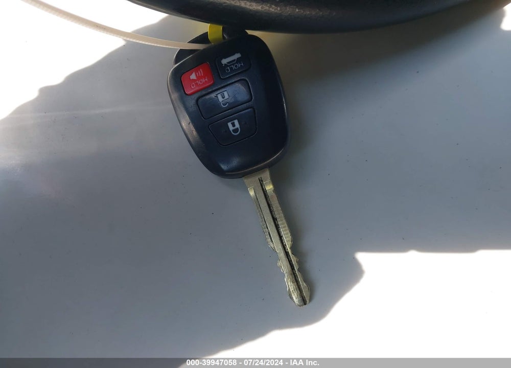 2012 TOYOTA CAMRY SE VIN: 4T1BF1FK9CU103853