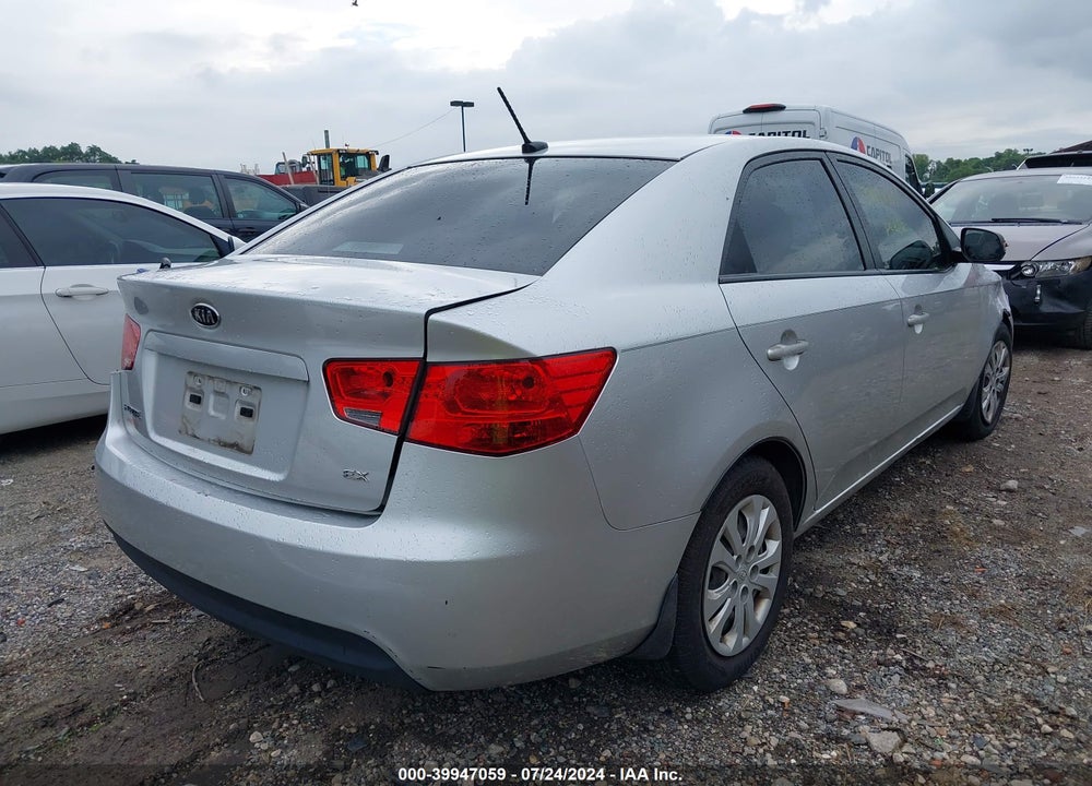 2010 KIA FORTE EX VIN: KNAFU4A26A5286847