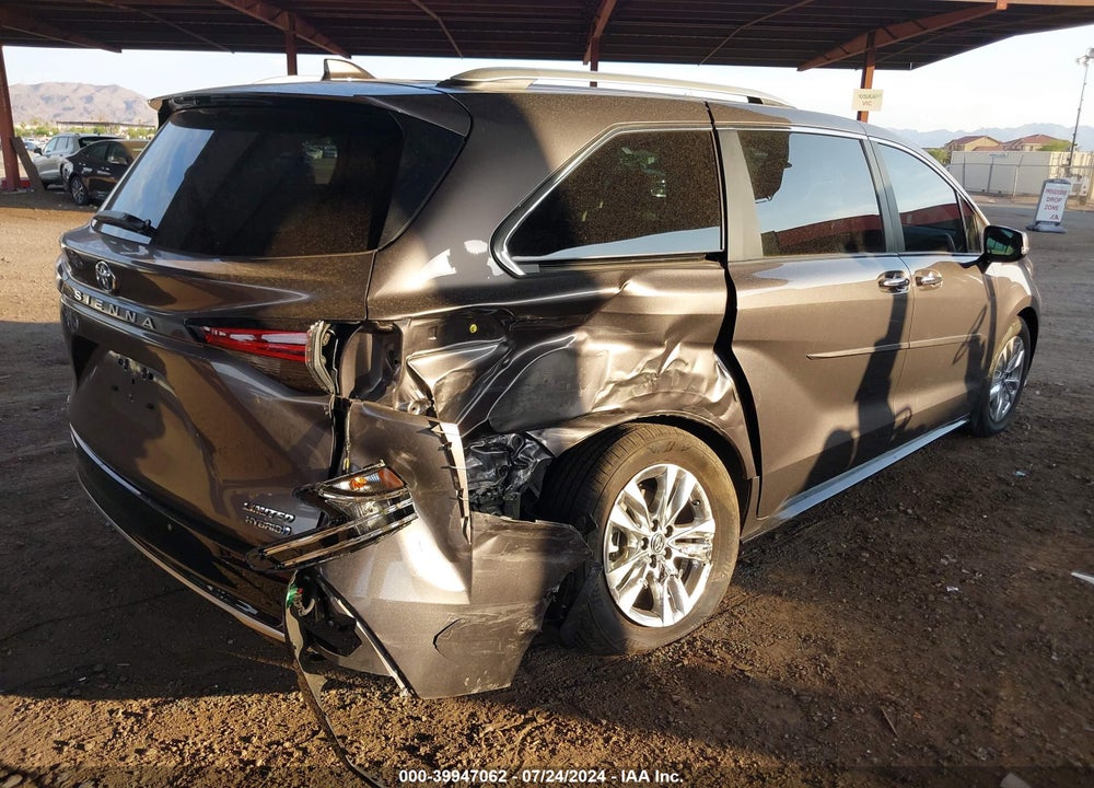 2023 TOYOTA SIENNA LIMITED VIN: 5TDZSKFC3PS104844